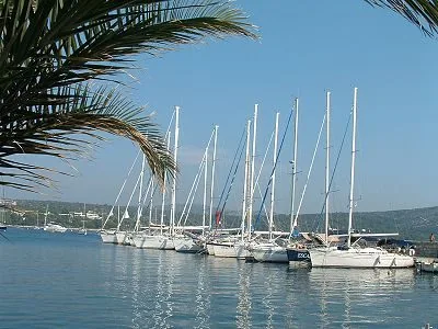 Croatia charter 0001 v