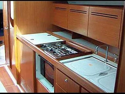 61400